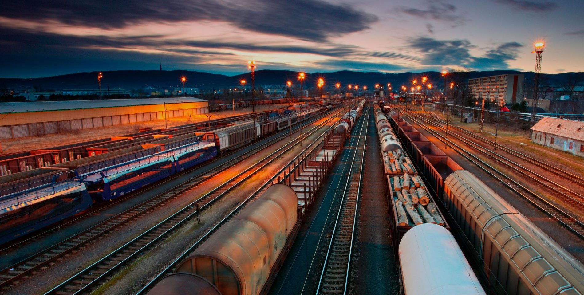 Проект по проведению юридического аудита (due diligence) и налогового обзора казахстанской компании из структуры железнодорожных перевозок